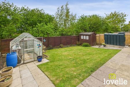 2 bedroom Detached bungalow for sale in Potterdale Drive, Little Weighton, East Riding of Yorkshire, HU20