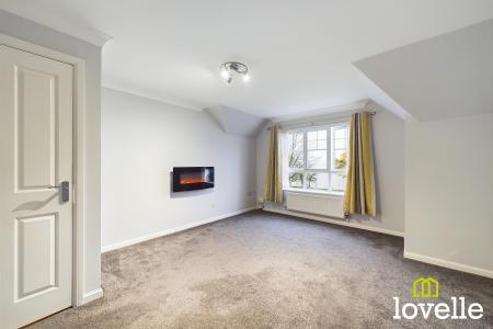 2 bedroom Flat for sale in St Marys Close, Hessle, East Riding of Yorkshire, HU13