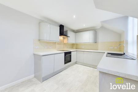 2 bedroom Flat for sale in St Marys Close, Hessle, East Riding of Yorkshire, HU13