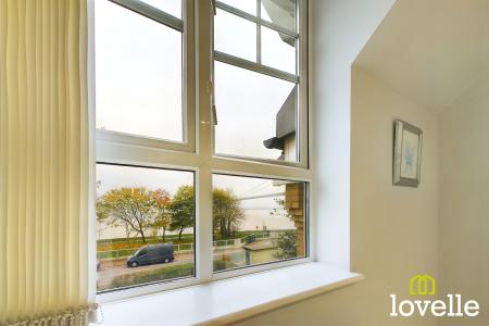 2 bedroom Flat for sale in St Marys Close, Hessle, East Riding of Yorkshire, HU13