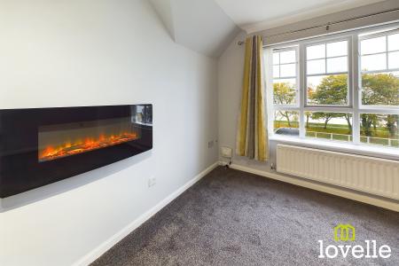2 bedroom Flat for sale in St Marys Close, Hessle, East Riding of Yorkshire, HU13