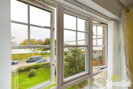 2 bedroom Flat for sale in St Marys Close, Hessle, East Riding of Yorkshire, HU13