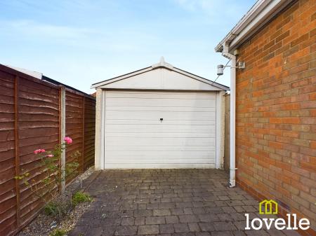 3 bedroom Detached bungalow for sale in The Wolds, Cottingham, East Riding of Yorkshire, HU16
