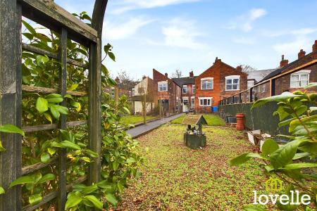 4 bedroom Terraced House for sale in Victoria Avenue, Kingston upon Hull, HU5