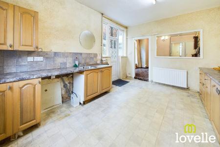 4 bedroom Terraced House for sale in Victoria Avenue, Kingston upon Hull, HU5
