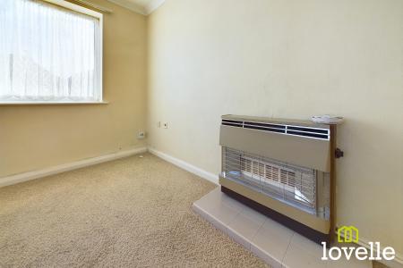 1 bedroom Flat for sale in Wilburn Court, Cottingham, East Riding of Yorkshire, HU16