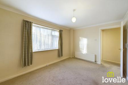 1 bedroom Flat for sale in Wilburn Court, Cottingham, East Riding of Yorkshire, HU16