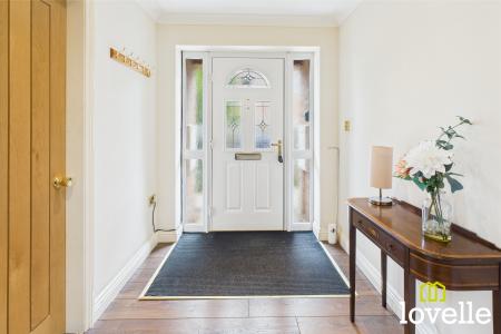 2 bedroom Detached bungalow for sale in Woodhall Way, Beverley, East Riding of Yorkshire, HU17