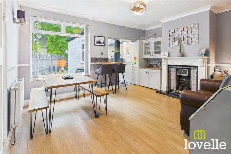 3 bedroom End of terrace house for sale in Park Lane, Cottingham, East Riding of Yorkshire, HU16