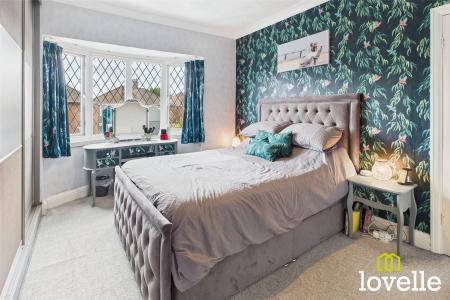 3 bedroom End of terrace house for sale in Park Lane, Cottingham, East Riding of Yorkshire, HU16