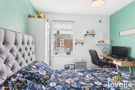 2 bedroom Terraced House for sale in Wainfleet Avenue, Cottingham, East Riding of Yorkshire, HU16