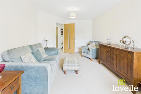 1 bedroom Flat for sale in Springs Court, Field Close, Cottingham, East Riding of Yorkshire, HU16