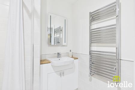 1 bedroom Flat for sale in Springs Court, Field Close, Cottingham, East Riding of Yorkshire, HU16