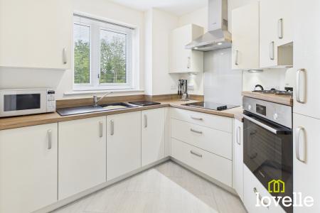 1 bedroom Flat for sale in Springs Court, Field Close, Cottingham, East Riding of Yorkshire, HU16