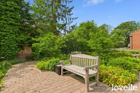 1 bedroom Flat for sale in Springs Court, Field Close, Cottingham, East Riding of Yorkshire, HU16