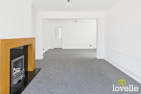 3 bedroom End of terrace house for sale in Endike Lane, Kingston upon Hull, HU6