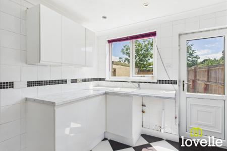 3 bedroom End of terrace house for sale in Endike Lane, Kingston upon Hull, HU6