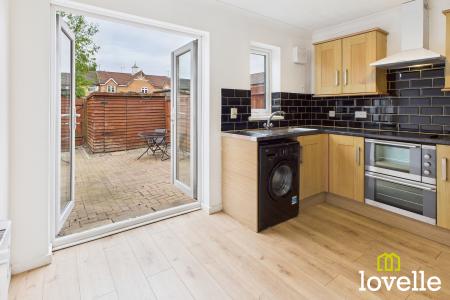 2 bedroom Terraced House for sale in Lowdale Close, Kingston upon Hull, HU5