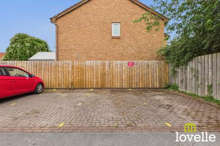 2 bedroom Terraced House for sale in Lowdale Close, Kingston upon Hull, HU5