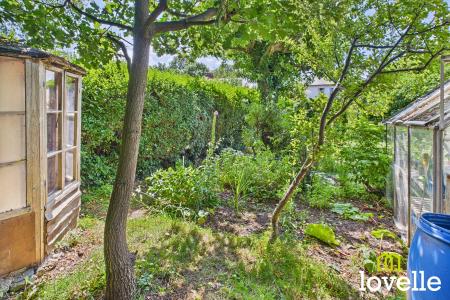 3 bedroom Semi-detached house for sale in Swanland Road, Hessle, East Riding of Yorkshire, HU13