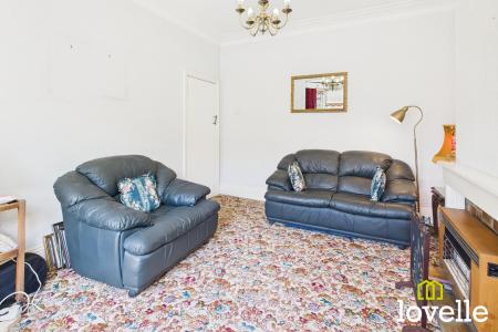 3 bedroom Semi-detached house for sale in Swanland Road, Hessle, East Riding of Yorkshire, HU13