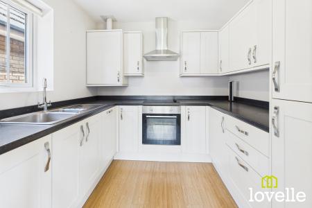 2 bedroom Detached bungalow for sale in Hainsworth Park, Kingston upon Hull, HU6