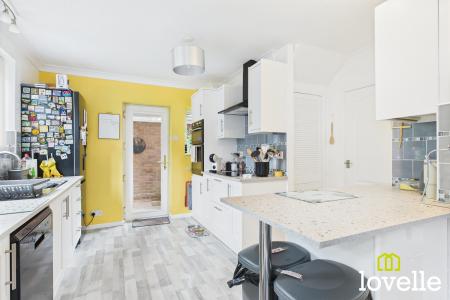 3 bedroom Semi-detached house for sale in Beechdale, Cottingham, East Riding of Yorkshire, HU16