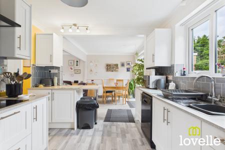 3 bedroom Semi-detached house for sale in Beechdale, Cottingham, East Riding of Yorkshire, HU16