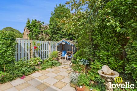 3 bedroom Semi-detached house for sale in Beechdale, Cottingham, East Riding of Yorkshire, HU16