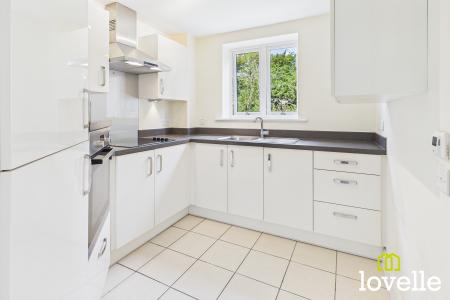 1 bedroom Flat for sale in Newgate Street, Cottingham, East Riding of Yorkshire, HU16