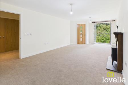 1 bedroom Flat for sale in Newgate Street, Cottingham, East Riding of Yorkshire, HU16