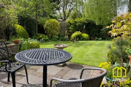 2 bedroom Semi-detached house for sale in Victoria's Way, Cottingham, East Riding of Yorkshire, HU16