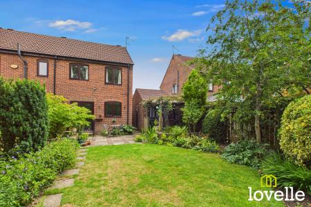 2 bedroom Semi-detached house for sale in Victoria's Way, Cottingham, East Riding of Yorkshire, HU16