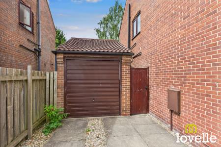 2 bedroom Semi-detached house for sale in Victoria's Way, Cottingham, East Riding of Yorkshire, HU16