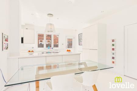 4 bedroom Detached house for sale in Newgate Street, Cottingham, East Riding of Yorkshire, HU16