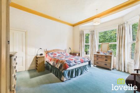 5 bedroom Semi-detached house for sale in Marlborough Avenue, Kingston upon Hull, HU5