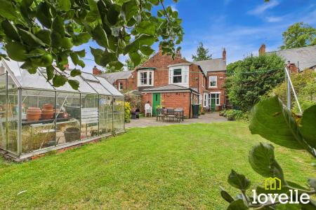 5 bedroom Semi-detached house for sale in Marlborough Avenue, Kingston upon Hull, HU5