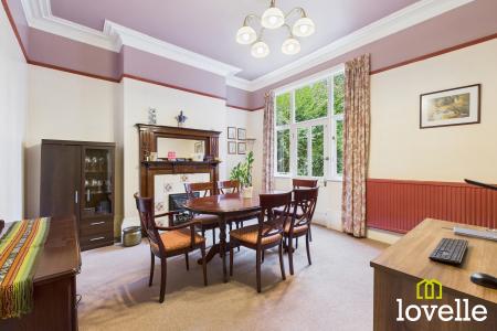 5 bedroom Semi-detached house for sale in Marlborough Avenue, Kingston upon Hull, HU5