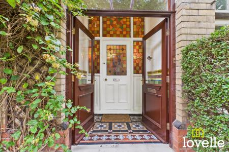 5 bedroom Semi-detached house for sale in Marlborough Avenue, Kingston upon Hull, HU5