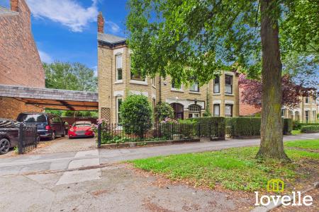 5 bedroom Semi-detached house for sale in Marlborough Avenue, Kingston upon Hull, HU5