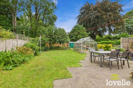 5 bedroom Semi-detached house for sale in Marlborough Avenue, Kingston upon Hull, HU5