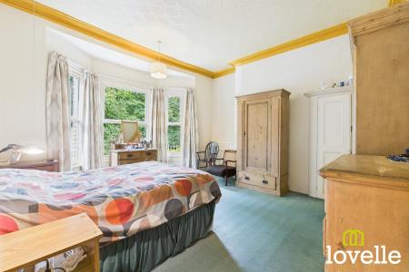 5 bedroom Semi-detached house for sale in Marlborough Avenue, Kingston upon Hull, HU5