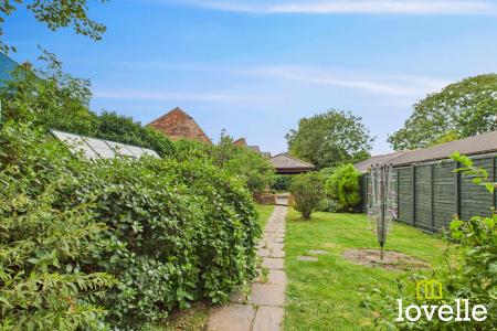 4 bedroom Semi-detached house for sale in Northgate, Cottingham, East Riding of Yorkshire, HU16