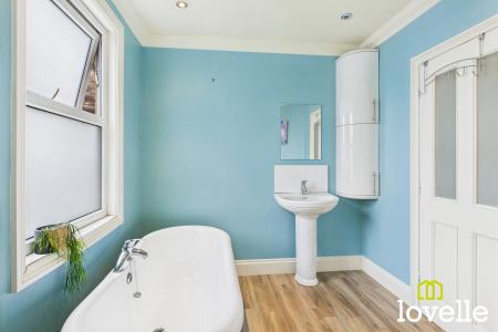 4 bedroom Semi-detached house for sale in Northgate, Cottingham, East Riding of Yorkshire, HU16