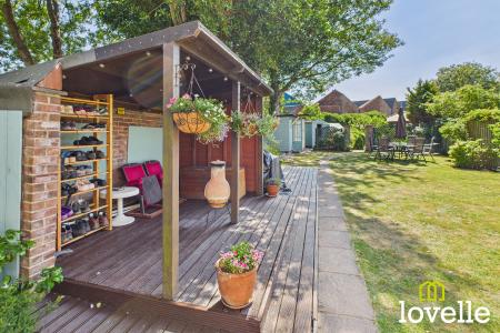 4 bedroom Semi-detached house for sale in Northgate, Cottingham, East Riding of Yorkshire, HU16