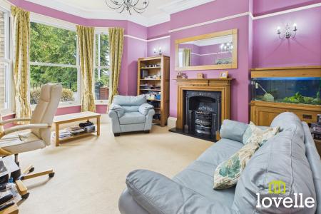 4 bedroom Semi-detached house for sale in Northgate, Cottingham, East Riding of Yorkshire, HU16