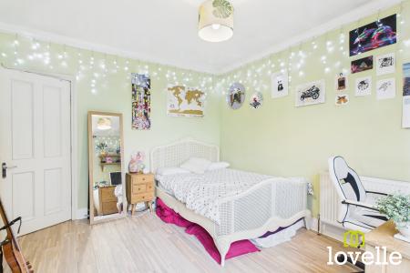 4 bedroom Semi-detached house for sale in Northgate, Cottingham, East Riding of Yorkshire, HU16