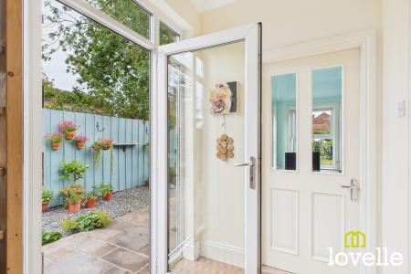 4 bedroom Semi-detached house for sale in Northgate, Cottingham, East Riding of Yorkshire, HU16