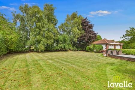 4 bedroom Detached house for sale in North Moor Lane, Cottingham, East Riding of Yorkshire, HU16