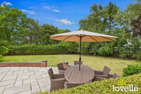 4 bedroom Detached house for sale in North Moor Lane, Cottingham, East Riding of Yorkshire, HU16